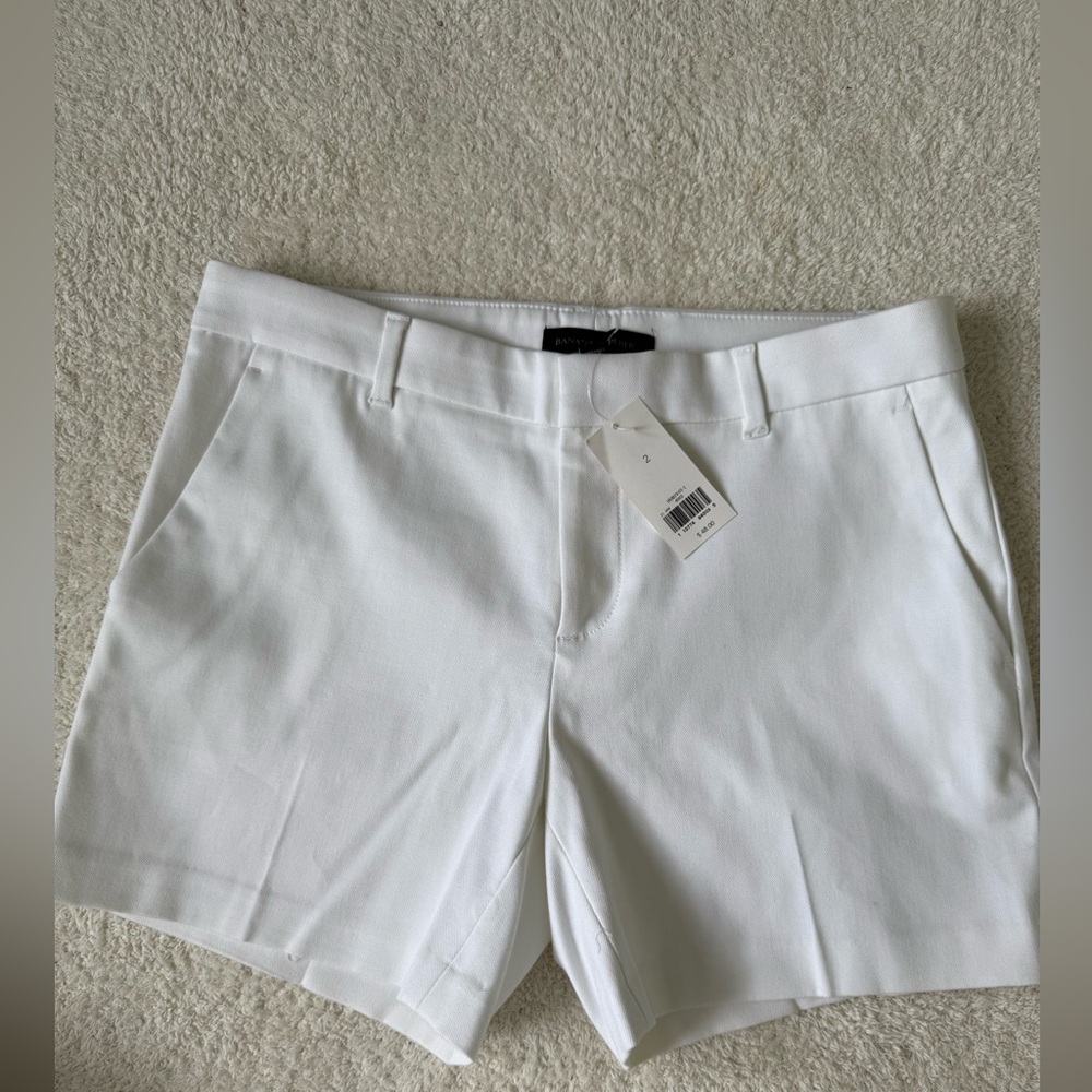 NWT banana republic white shorts size 2